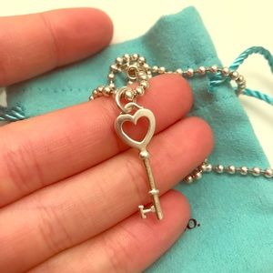 Tiffany heart key pendant with Tiffany chain